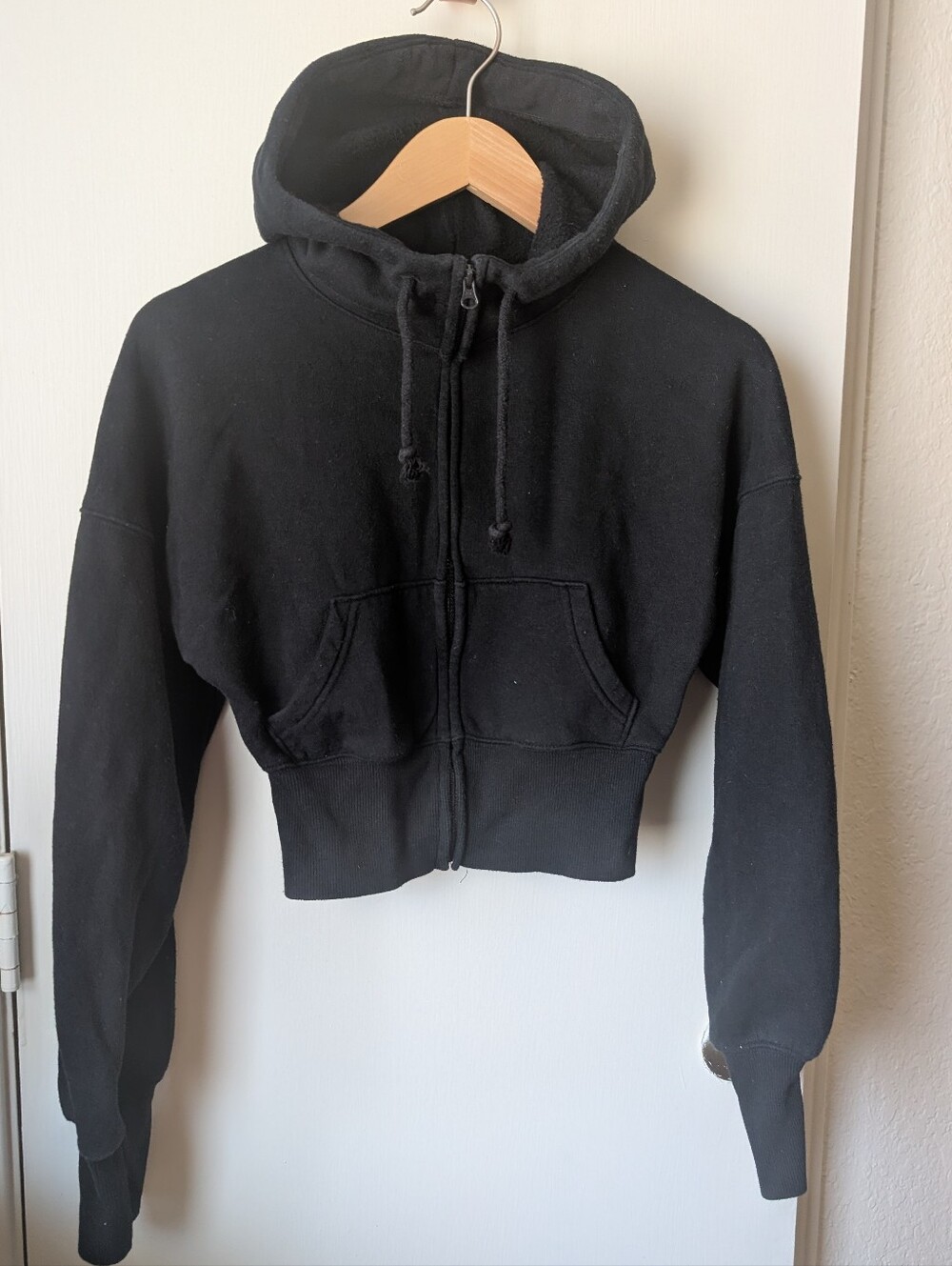 Black Cropped Zip-Up Hoodie Jacket - Women XXS